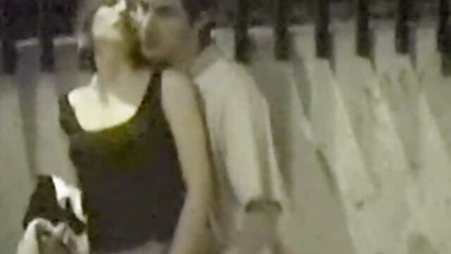 Краще порно :  Майбутня наречена Айден секс відео дивитися Блу трахнула свою солодку кицьку на своїй вечірці Відео для дорослих 